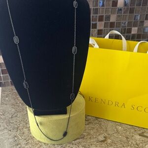 Kendra Scott Black Oval Accent Necklace new without tags